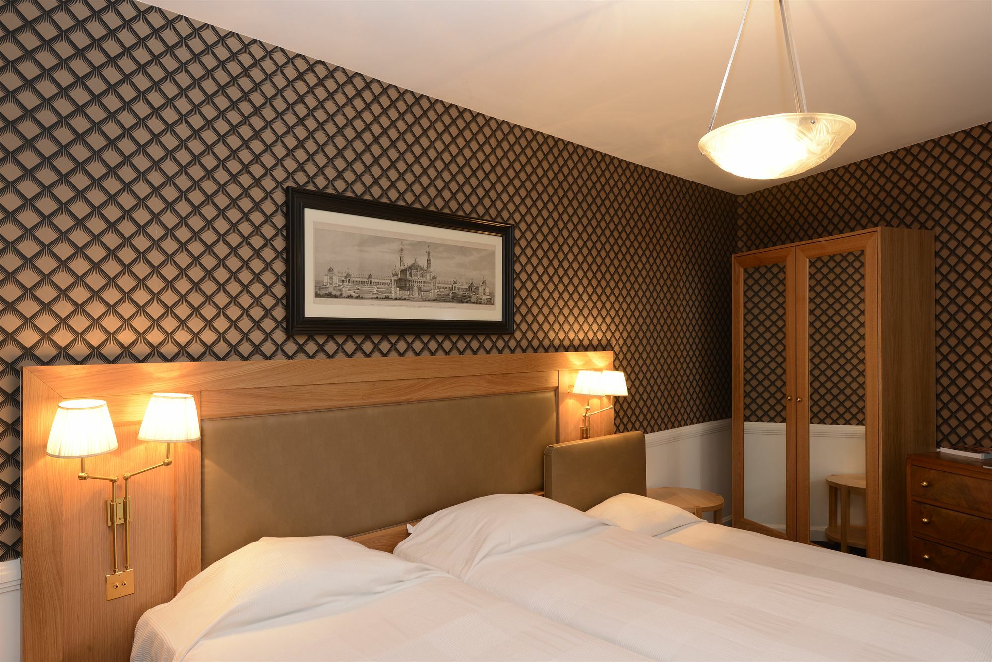 Hotel Le Cercle Tour Eiffel