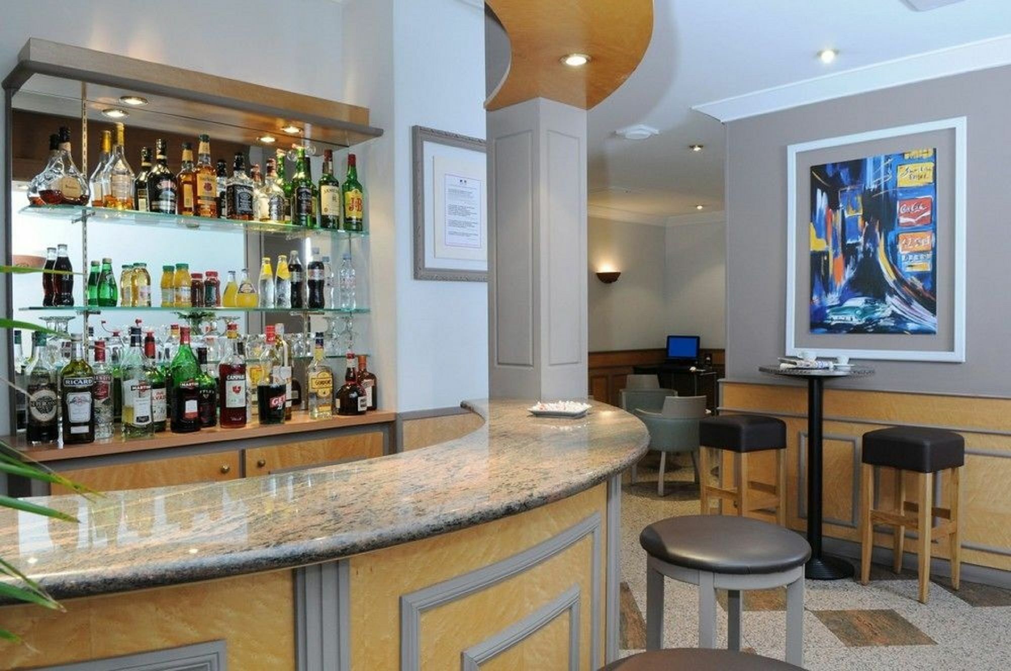 Moris Grands Boulevards Hotel 3*