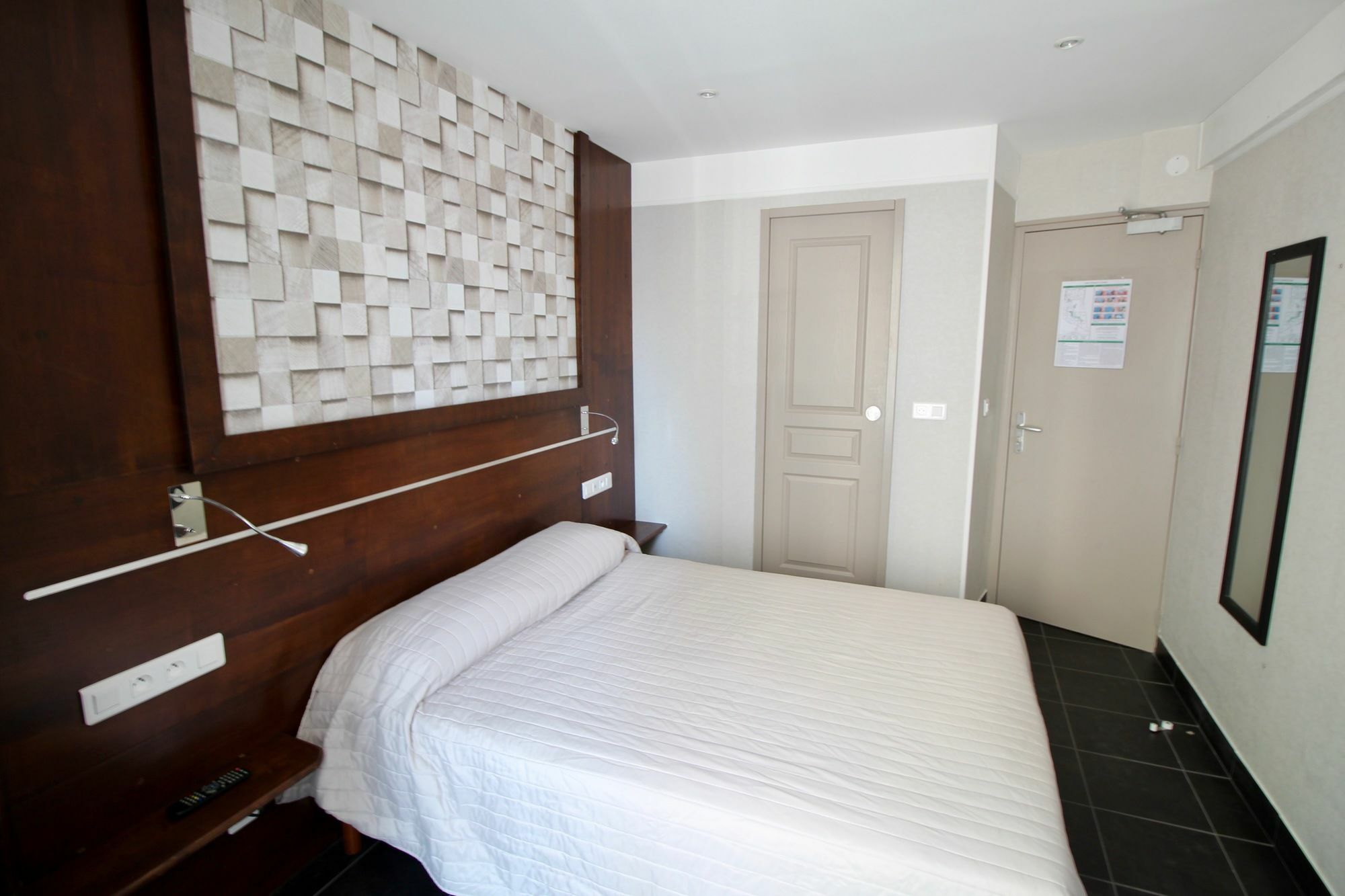 Hotel Des Pyrénées 3*