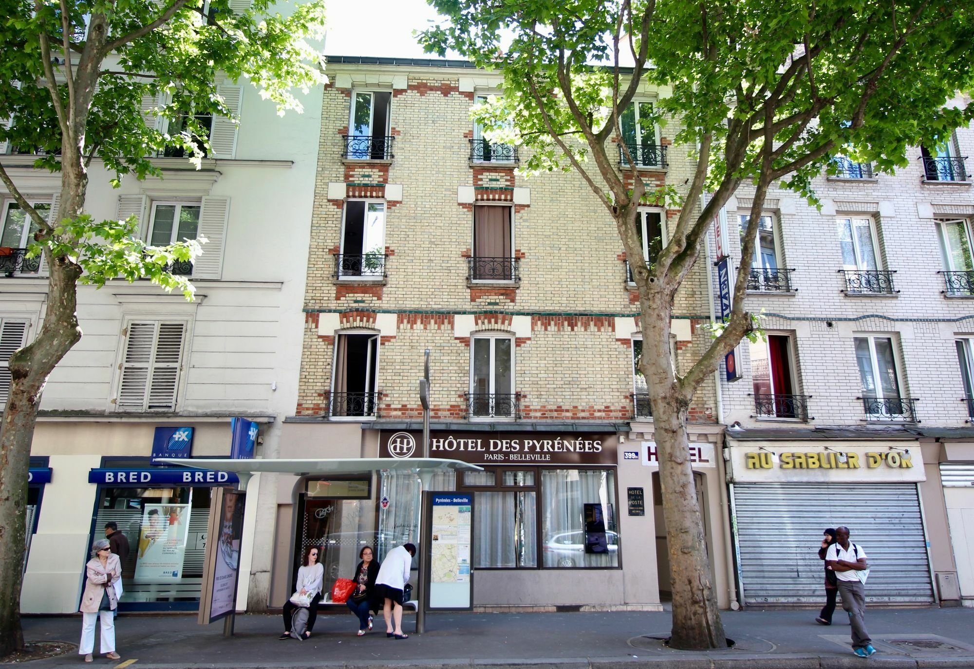 Hotel Des Pyrénées Paris