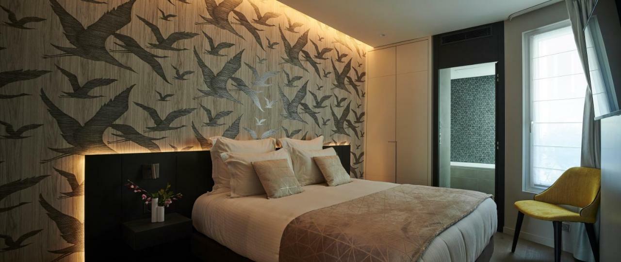 Roi De Sicile - Rivoli -- Luxury