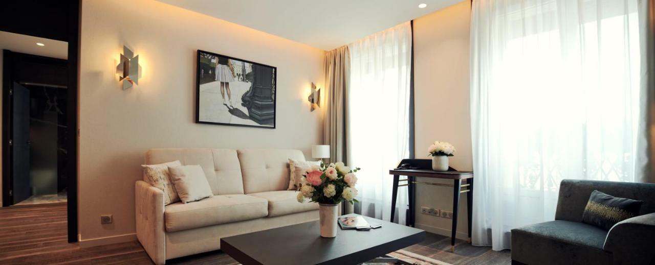 Roi De Sicile - Rivoli -- Luxury Paris