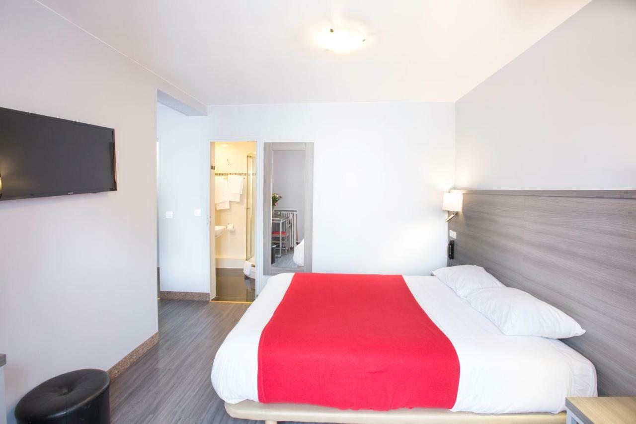 Hotel Hipotel Pere-lachaise Republique 3*