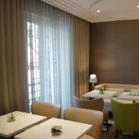 Acropole Hotel