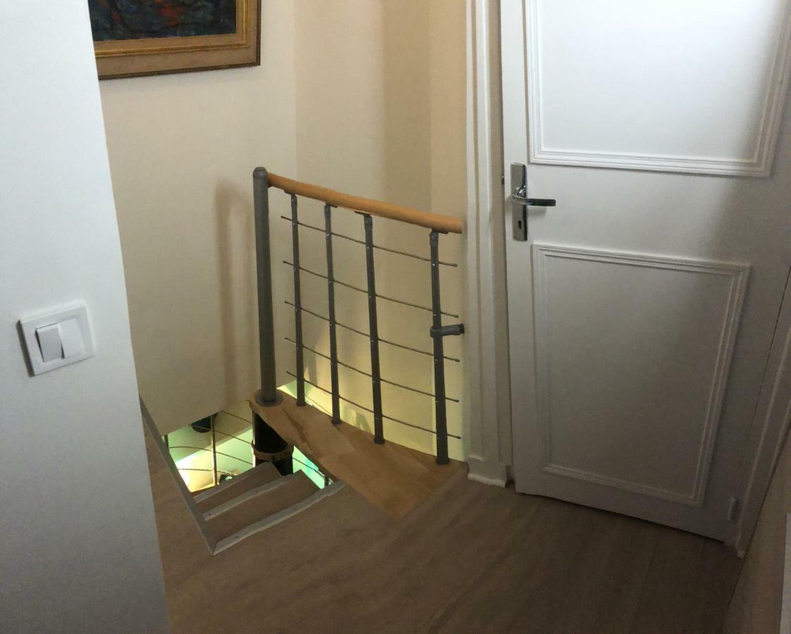 Apartment Duplex *