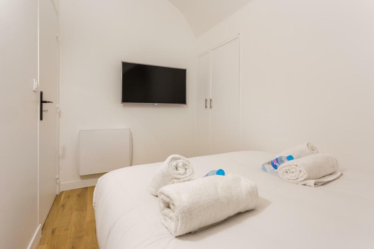 Apartment Cmg Rivoli/ Notre-dame Ii