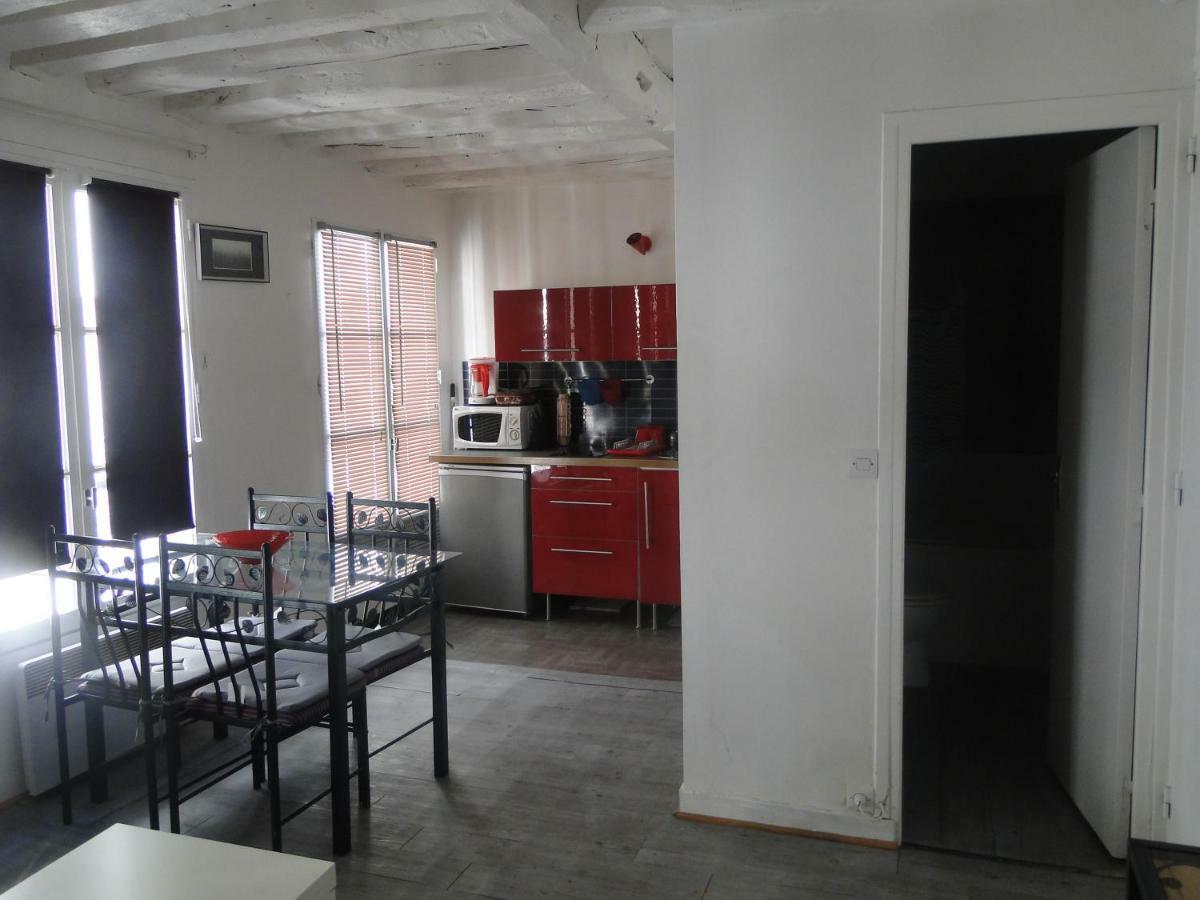 Centre De En Face De Notre Dame Apartment *