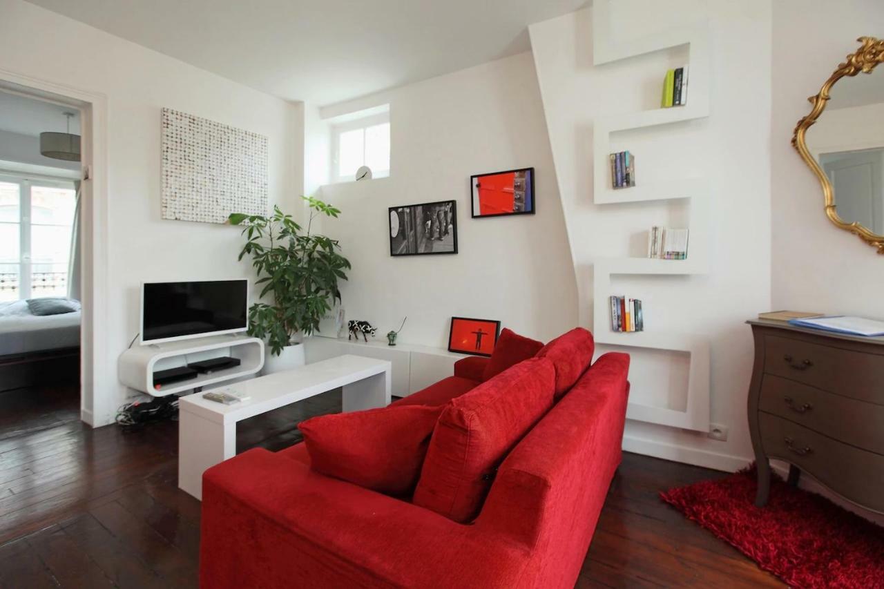 Apartment Artistic & Authentic Parisian Flat Paris