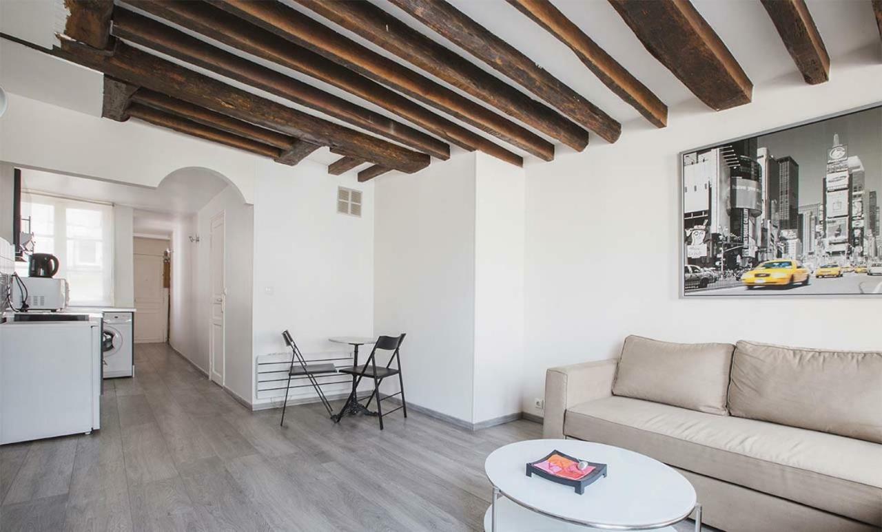 K With Terrace Apartment Paris