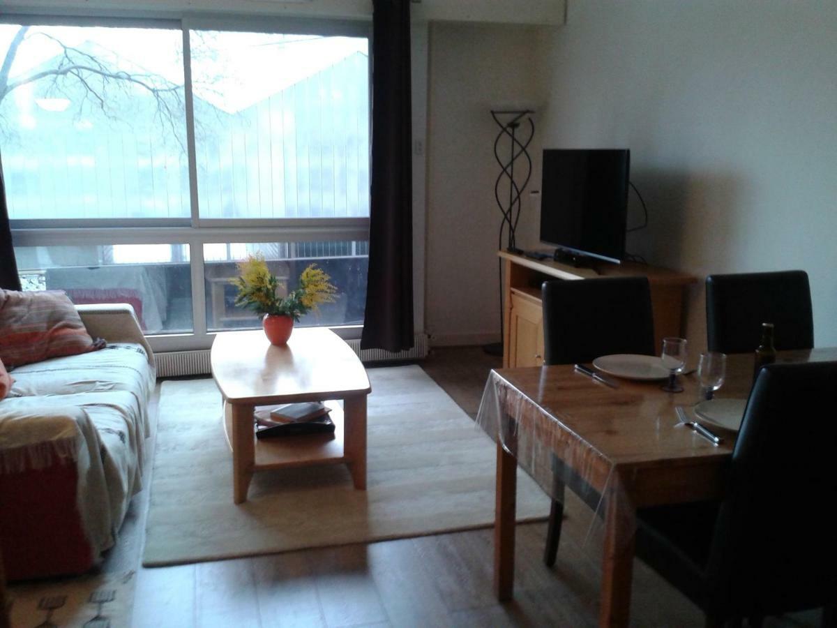 33 Curial Apartment *