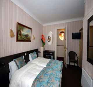 Hotel La Boetie 3*