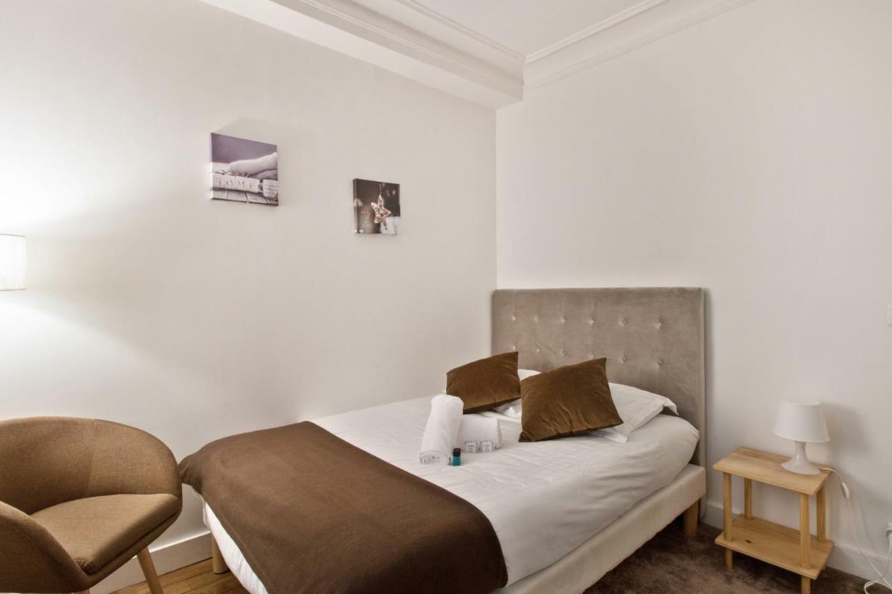 Apartment One-bedroom Flat Close To Champs-elysees And Eiffel Tower *