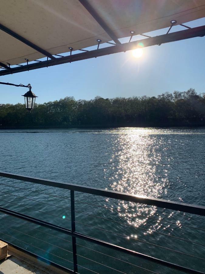 Péniche Sunflower Bateau-hôtel