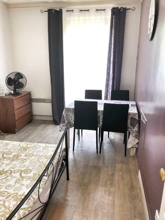 Apartment A Deux Pas De Montmartre Paris