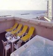 Hotel Le Robinet D'or 3*