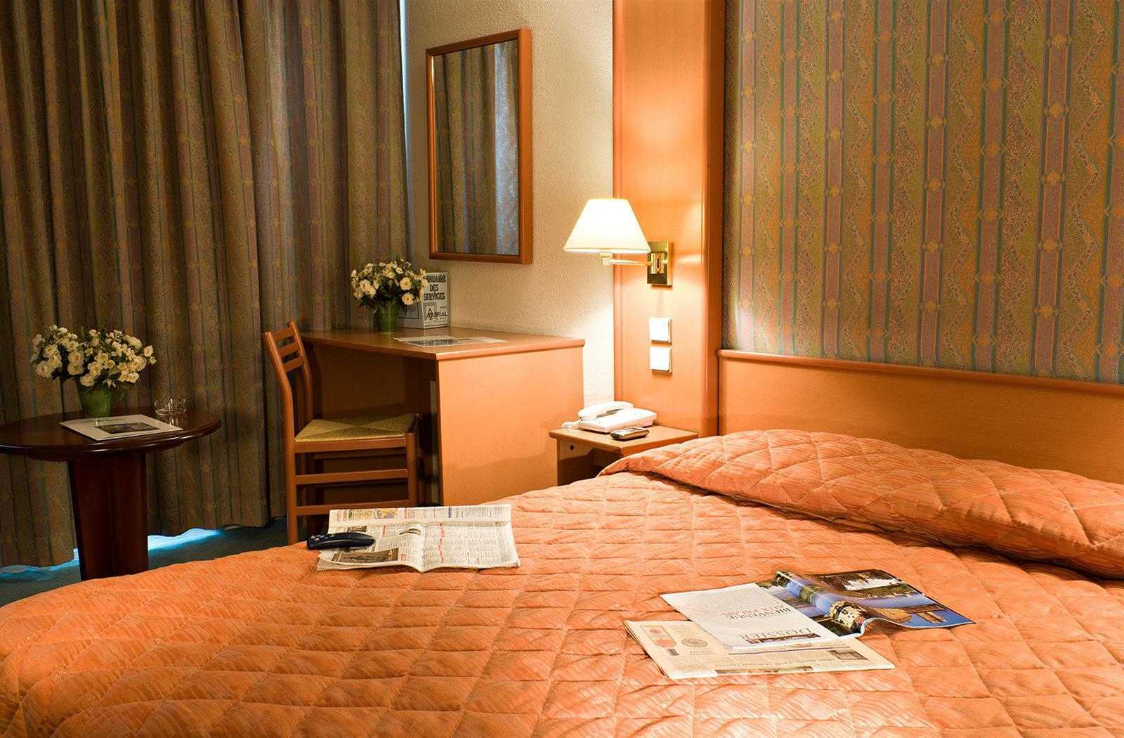 Tribe Batignolles 4*