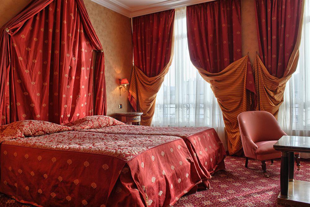 Hotel Pavillon Saint Augustin Paris