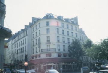 Hotel Absolute Republique Paris