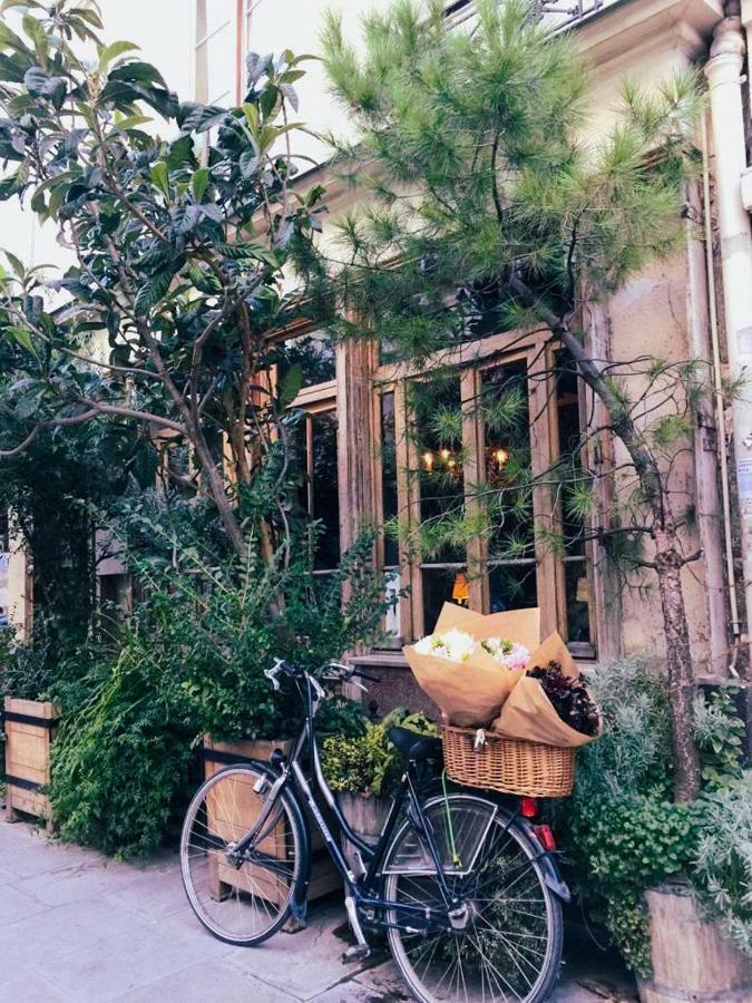 Boutique De La Place Des Vosges Hotel Paris