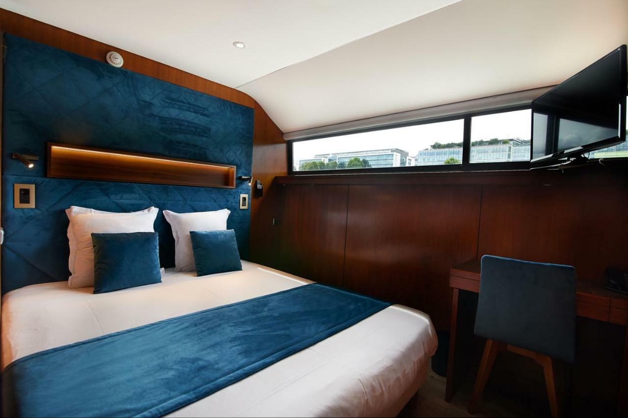 Vip Yacht 2*