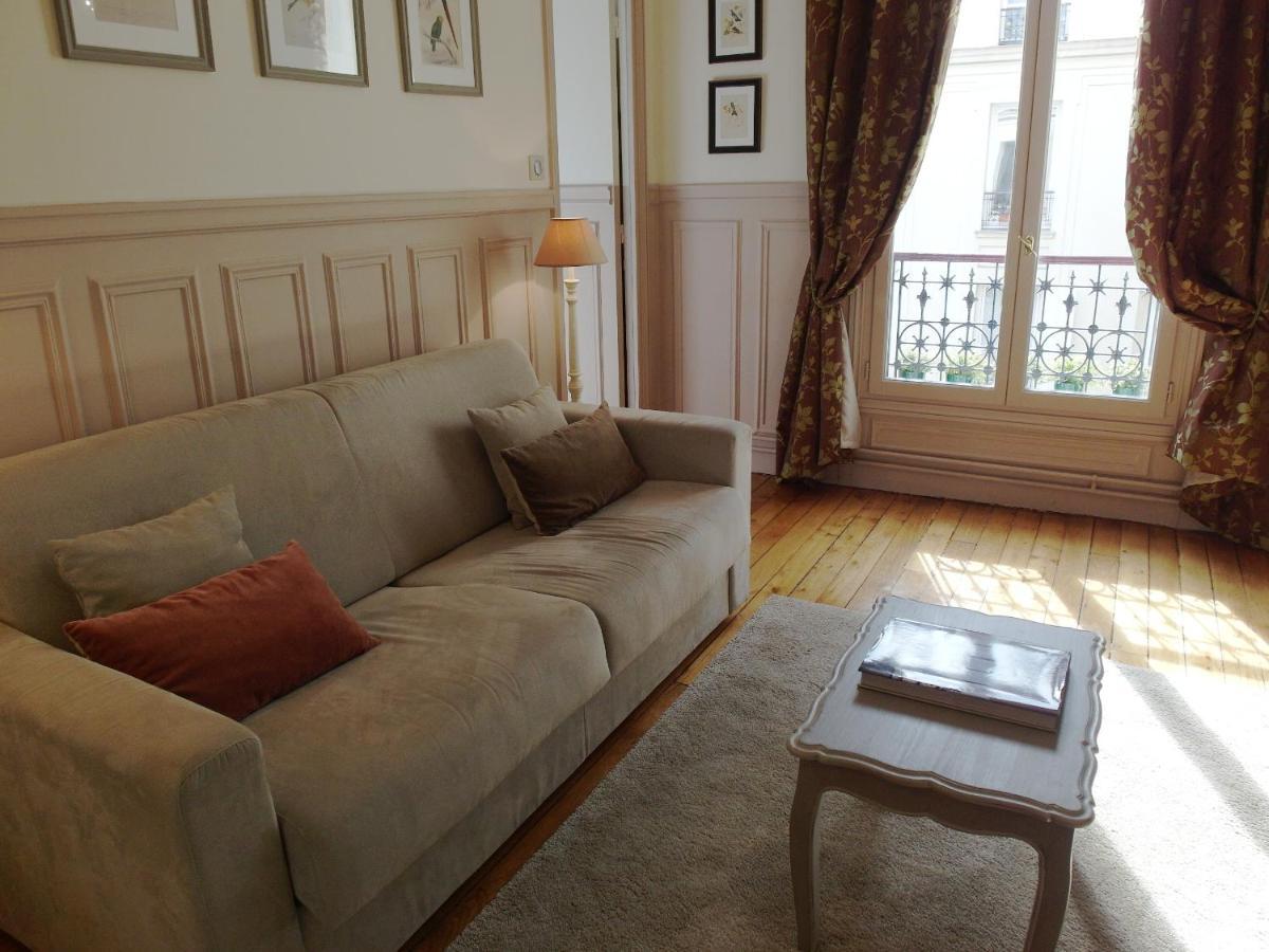 D Hôte : Louvre Elegant 3*