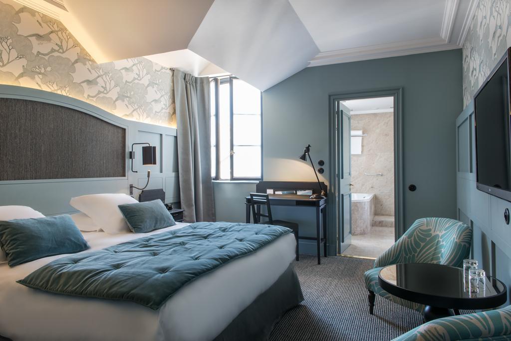 D'aubusson 5*