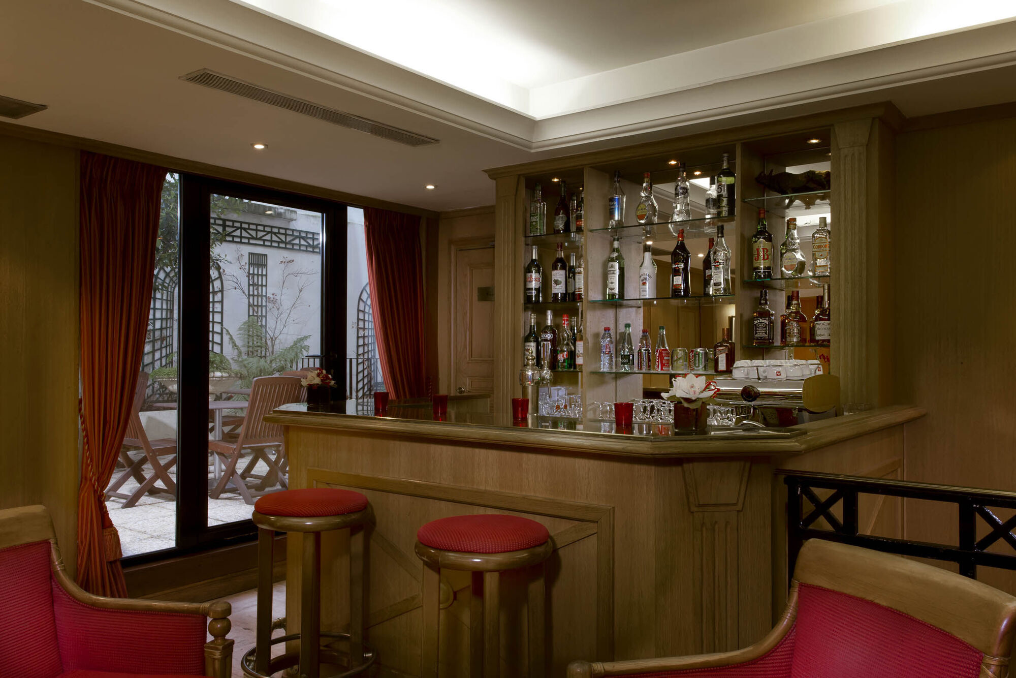 Le Pierre Hotel