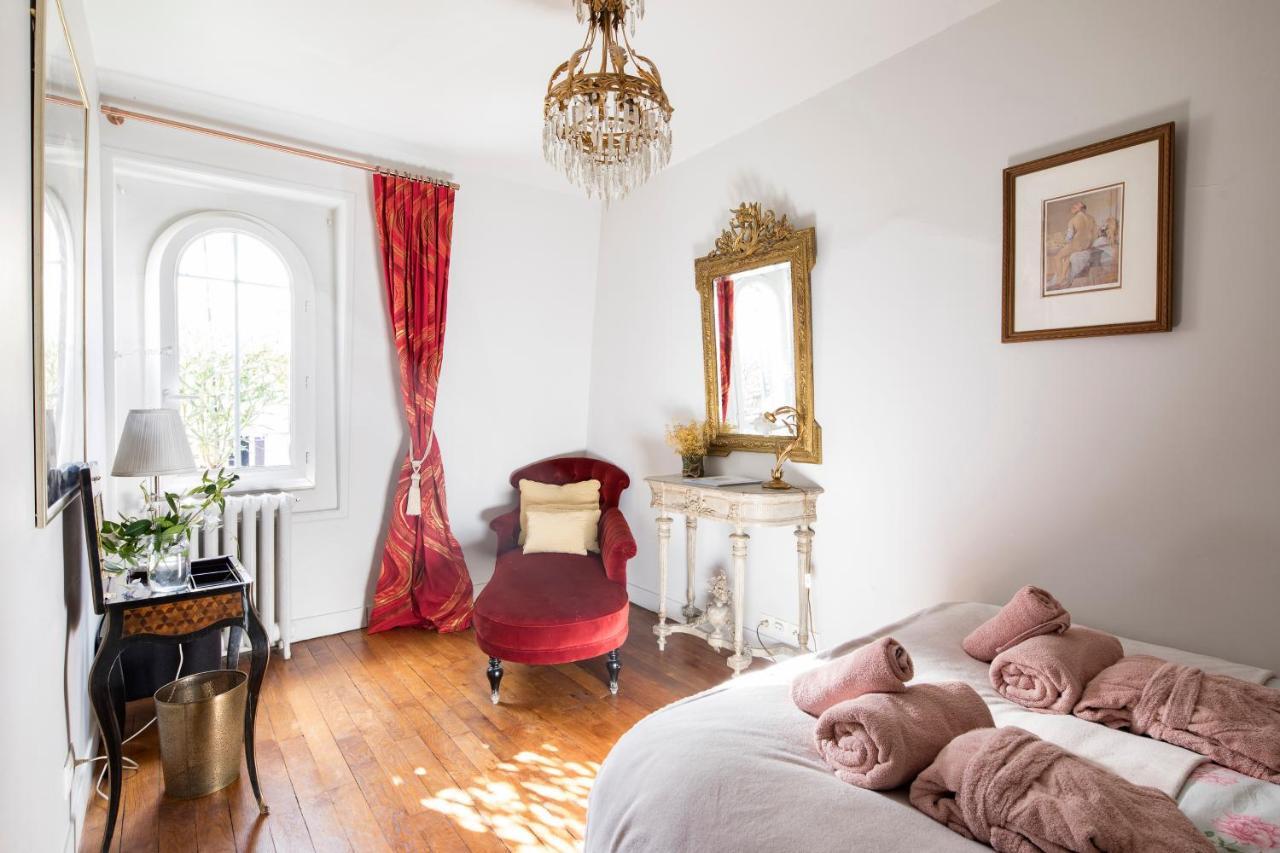 Maison Chanzy Couette-café 2*