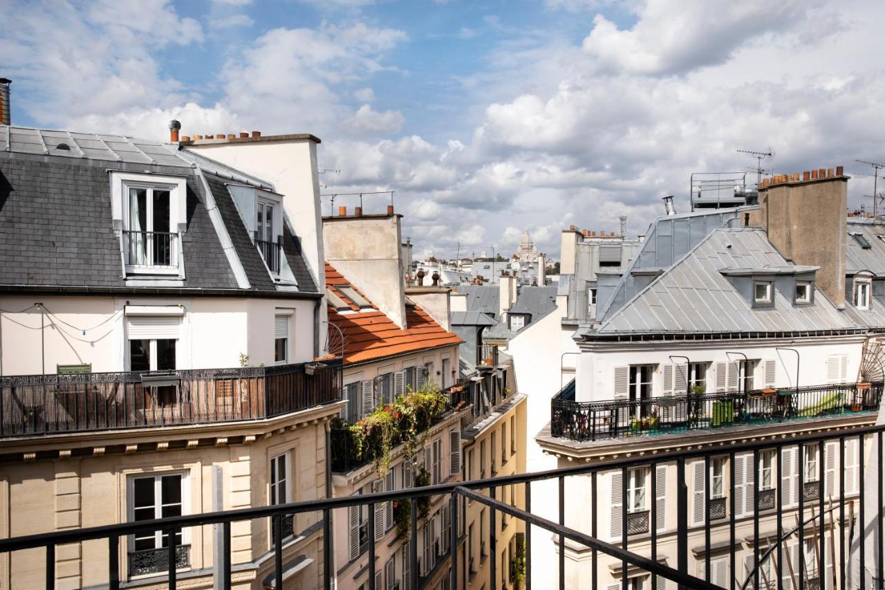 Joe M Paris