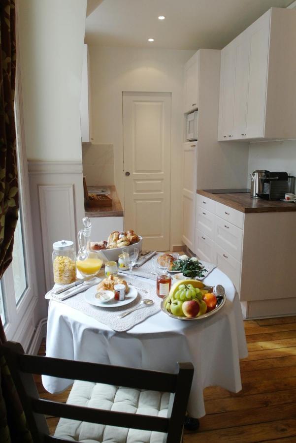Bed & Breakfast Chambre D Hote : Louvre Elegant Apt Suite