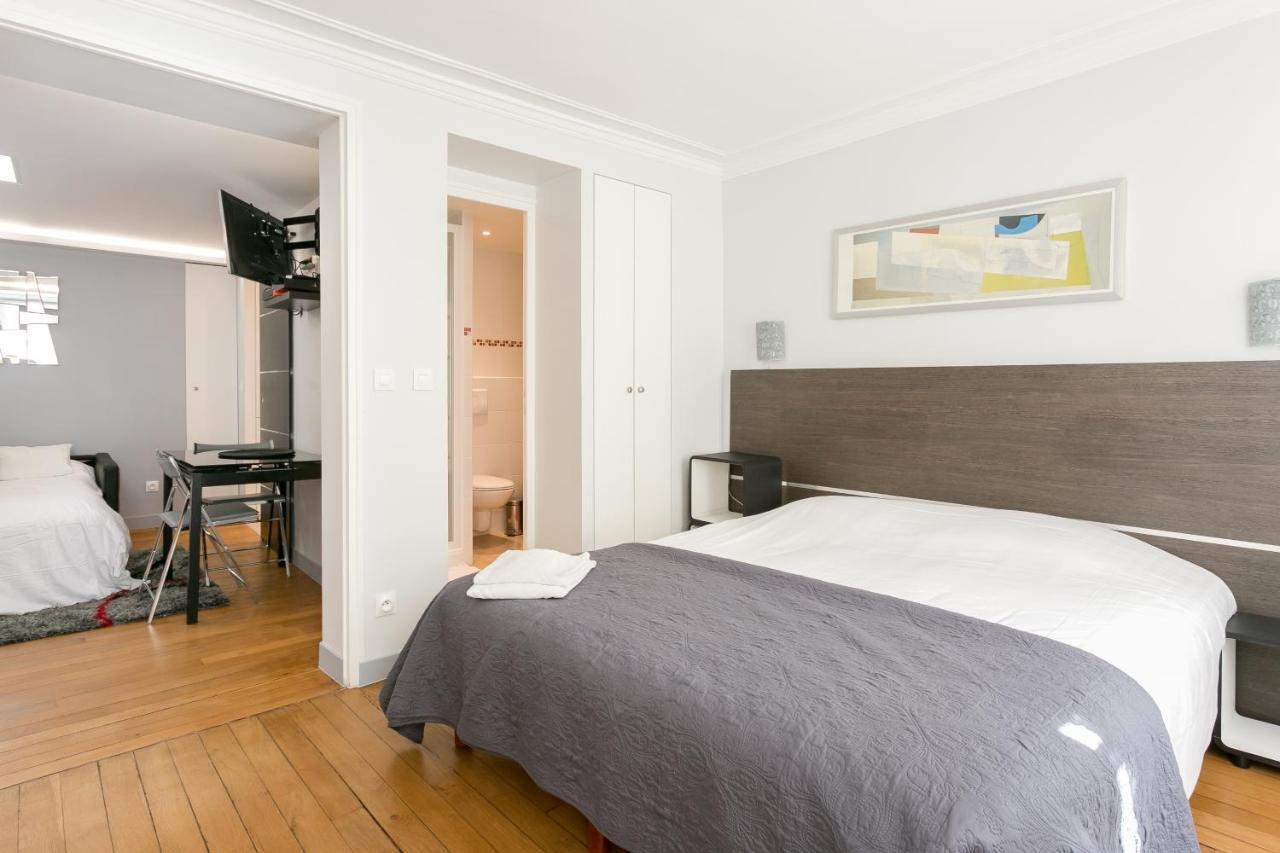 Apartment Sourdiere Louvre Vendome With Ac