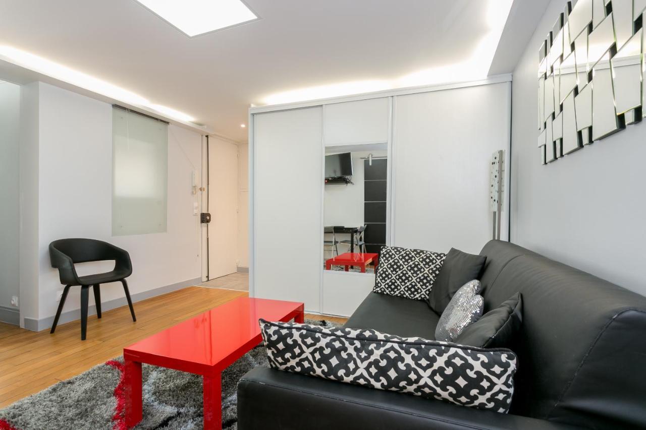 Apartment Sourdiere Louvre Vendome With Ac