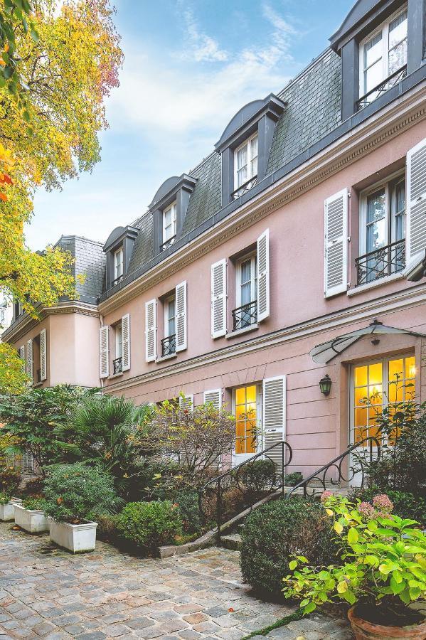 Hotel Des Grandes Ecoles 3*
