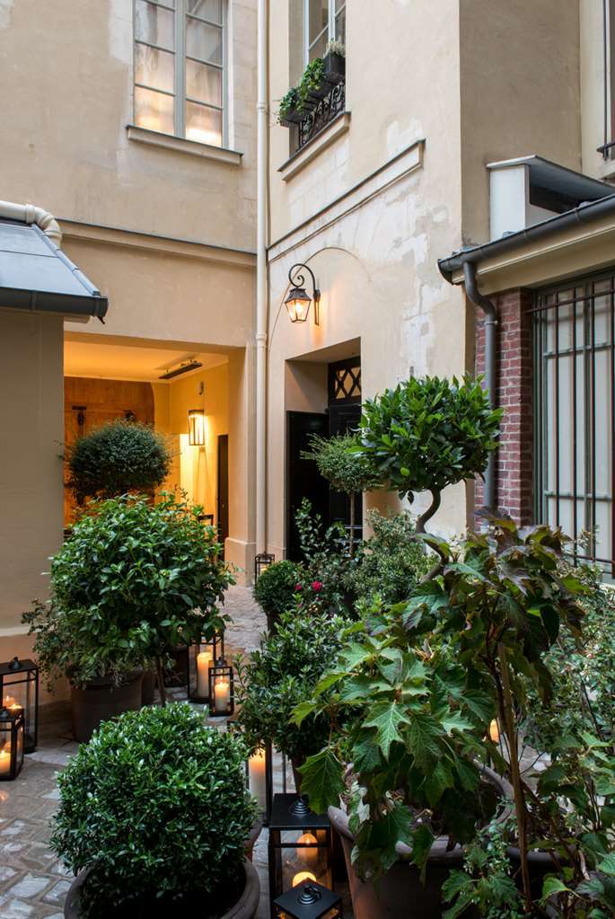 Cour Des Vosges
