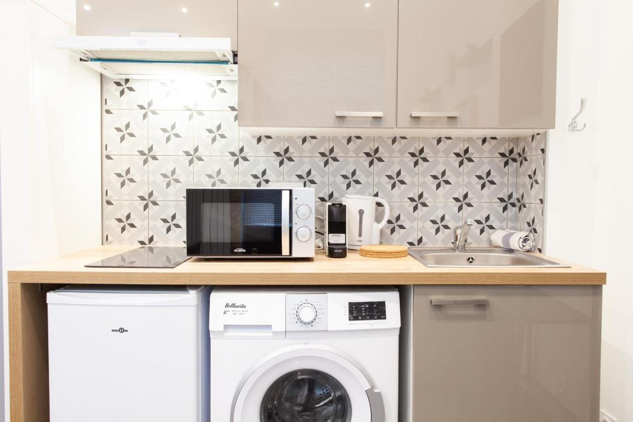 Spacious Studio In Batignolles Appartement Paris