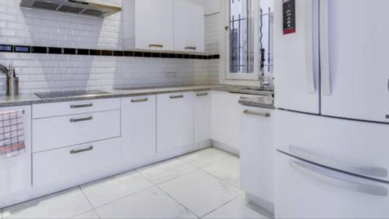 Montaigne - Champs Elysees Luxury&design / 110 M2 Apartment Paris