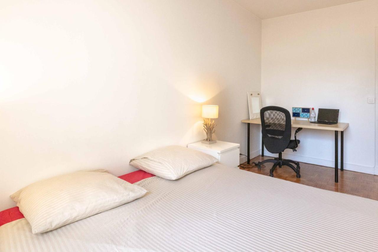 - Spacious 3 Flat For Families - 3 Minutes From Metro Station *