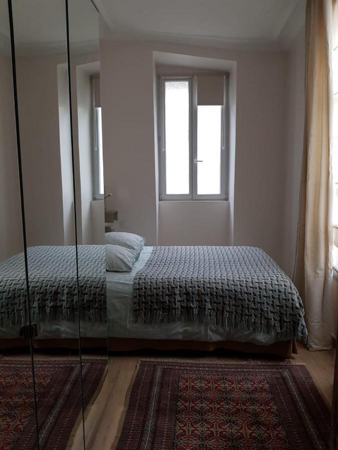 Appartement Near Louvre, *