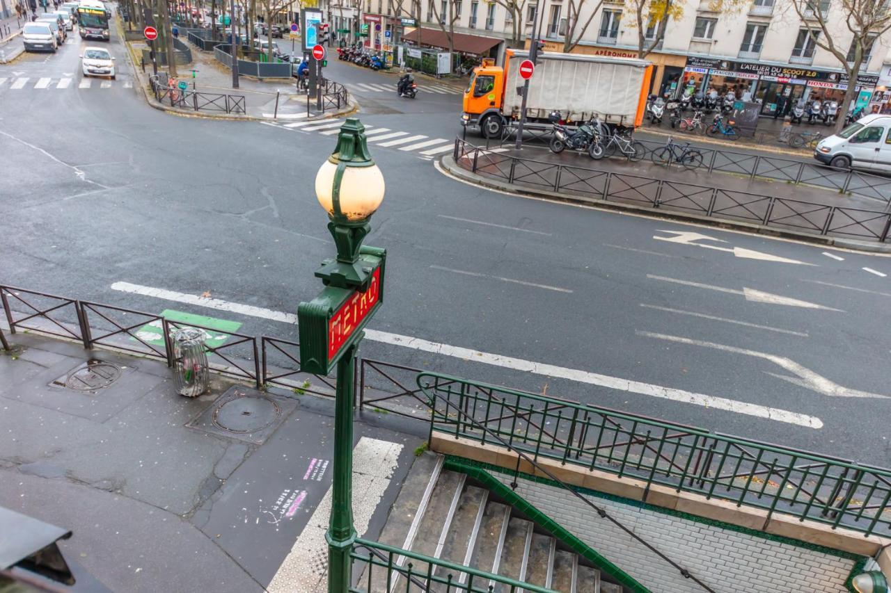 Enjoy The Traditional Parisian Life * Paris