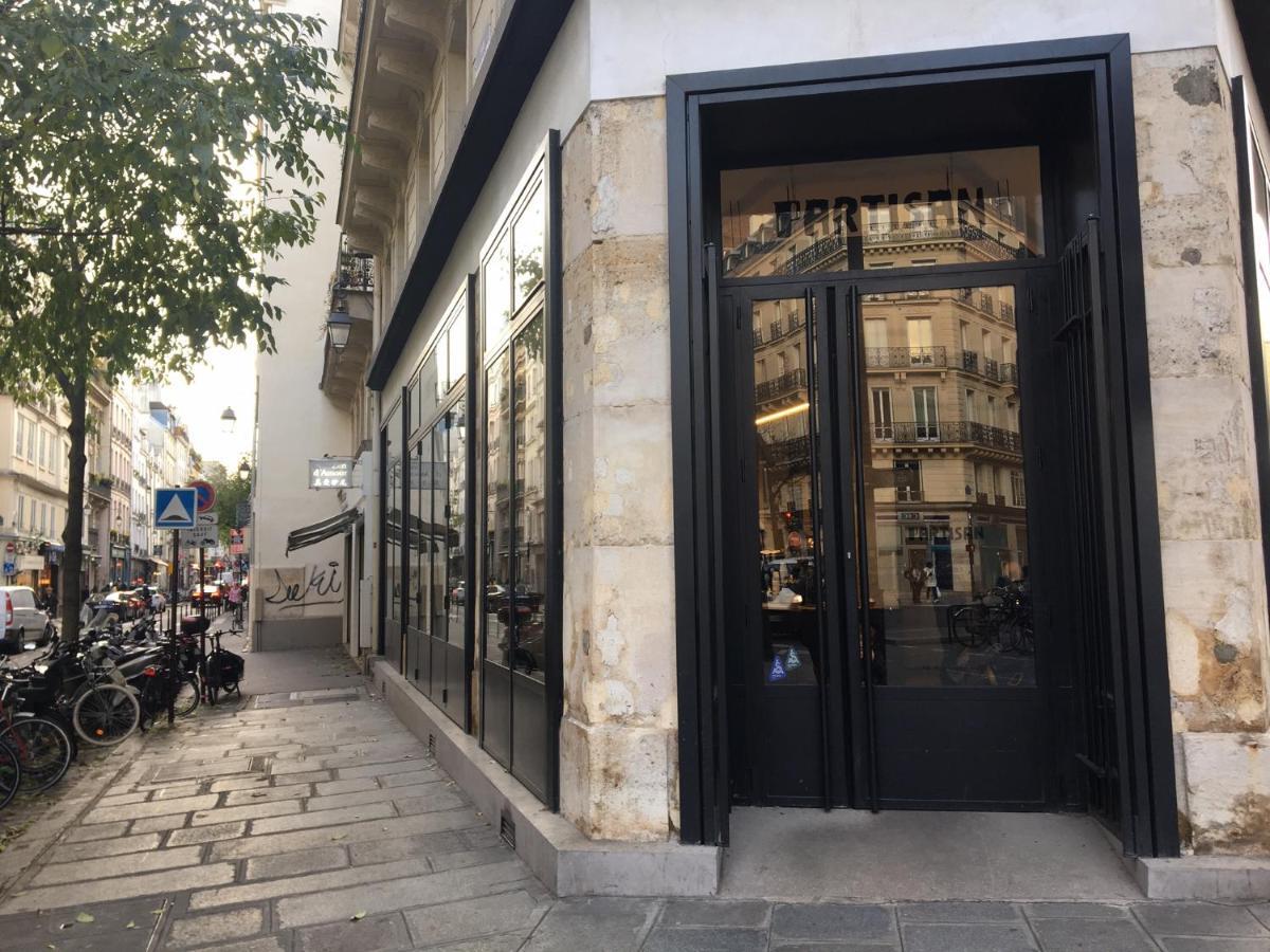 Unique Loft In Le Marais * Paris