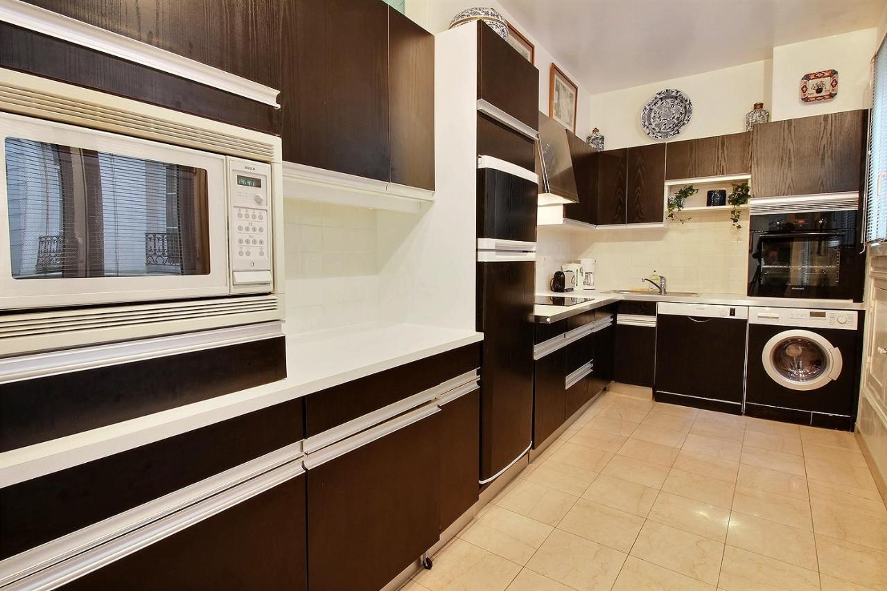 Parisian I 390 I 1 I Odeon Apartment *