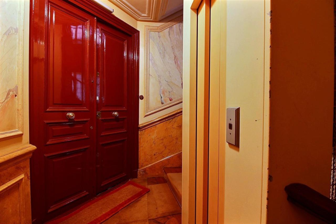 Apartment Parisian I 390 I 1 I Odeon