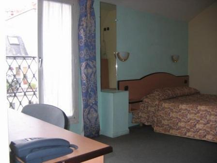 Ferney Republique Hotel Paris
