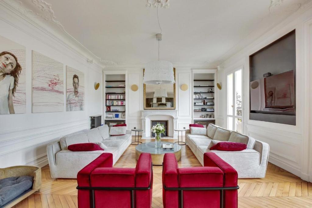 Apartment Luxurious Penthouse Near Champs Elysees And Front Of Eiffel Tower *