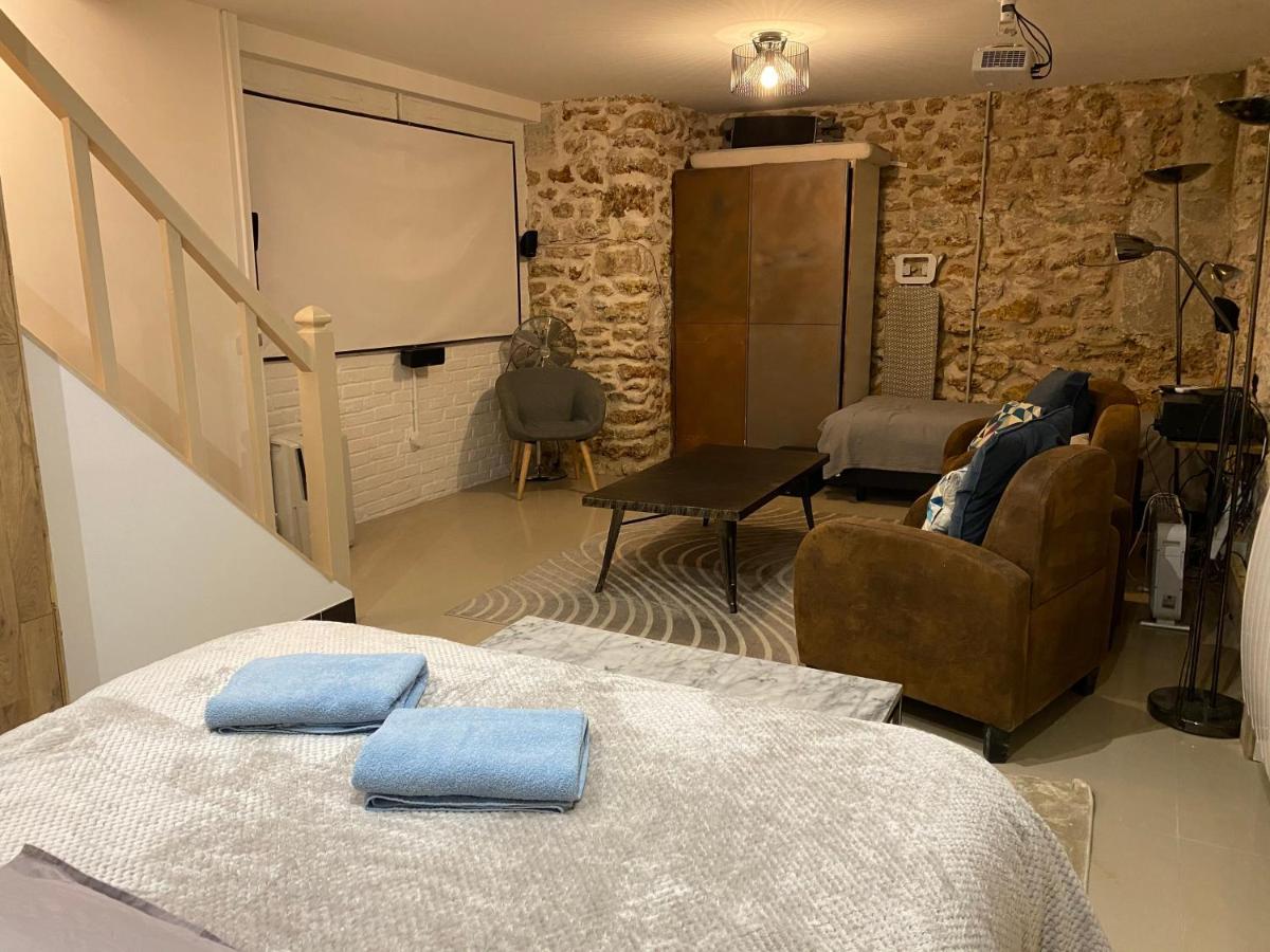 Large&unique Souplex 60sqm, Well Located Appartement *
