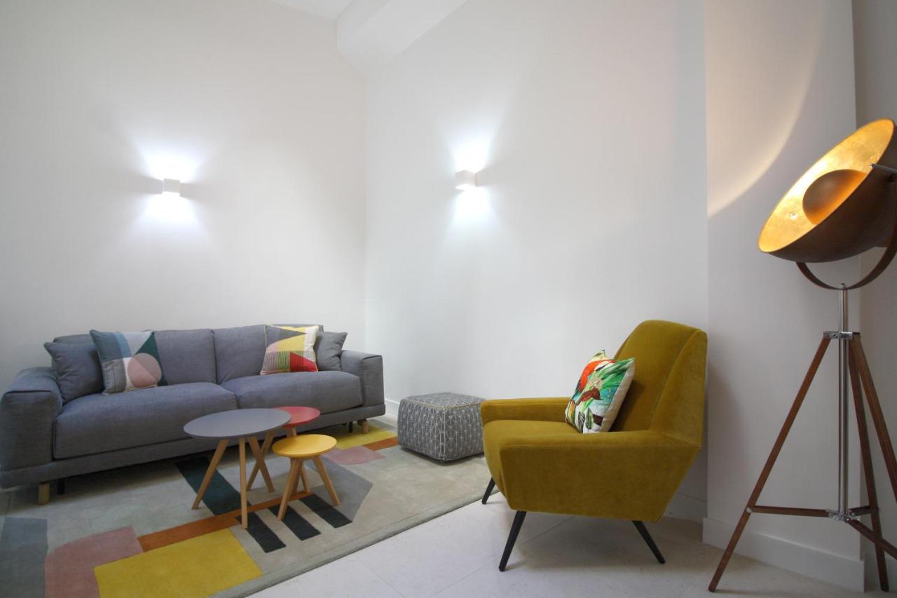 Centre - At Apartment