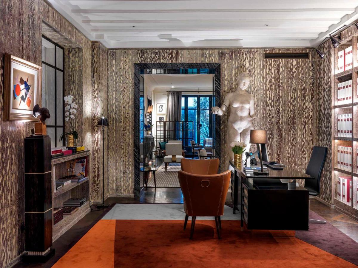 J.k. Place Hotel 5*