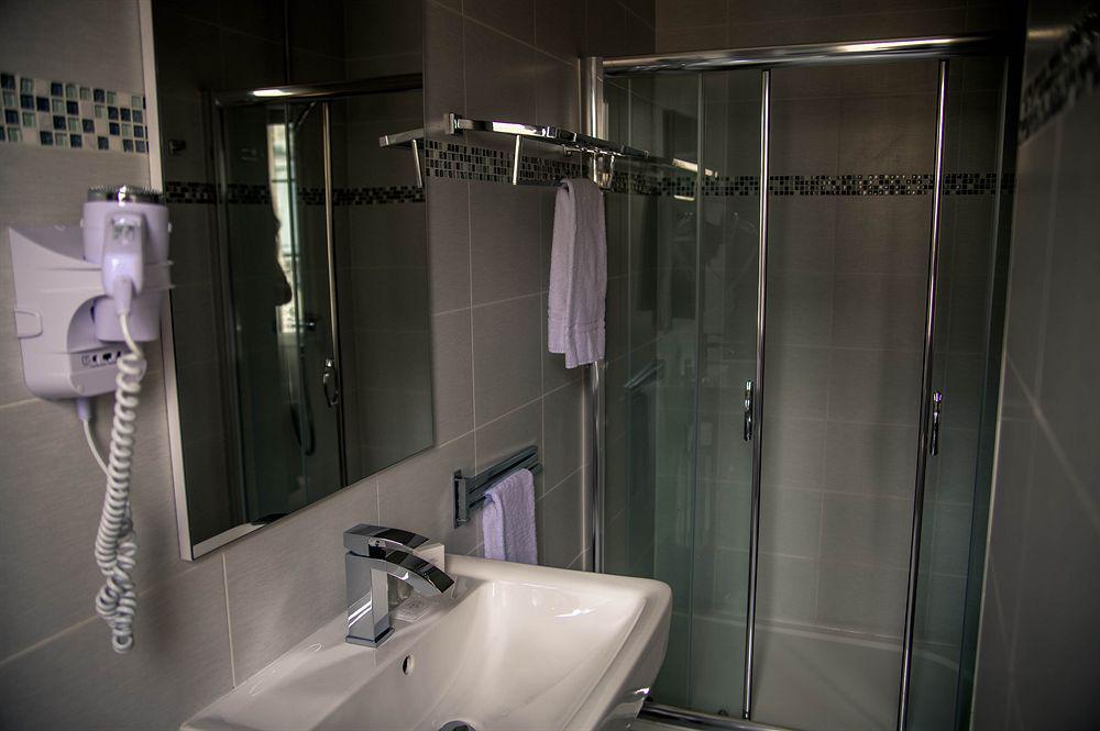Hotel Boronali - Nouvellement Renove 3*