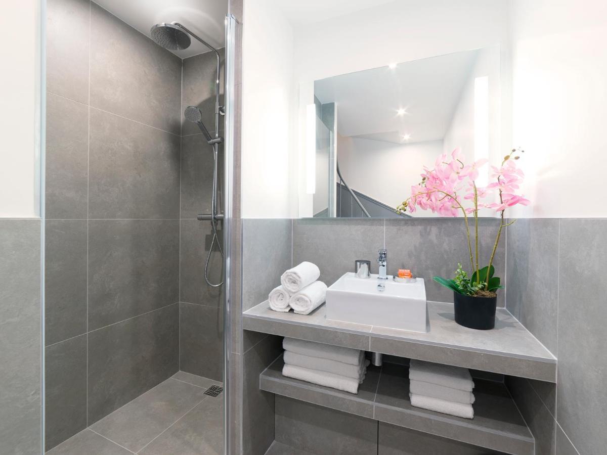 Apartment Livinparis - Luxury 4 Bedrooms Le Louvre I Paris