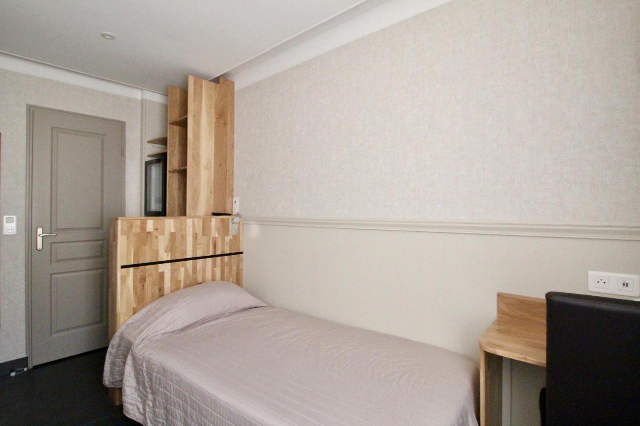 Des Pyrénées Hotel 3*